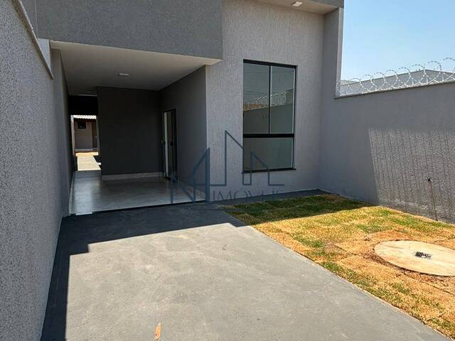 #1453 - Casa para Venda em Aparecida de Goiânia - GO