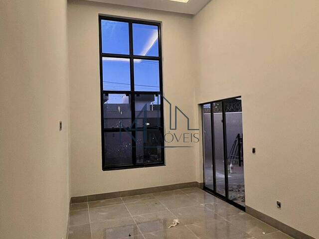 #1460 - Casa para Venda em Aparecida de Goiânia - GO