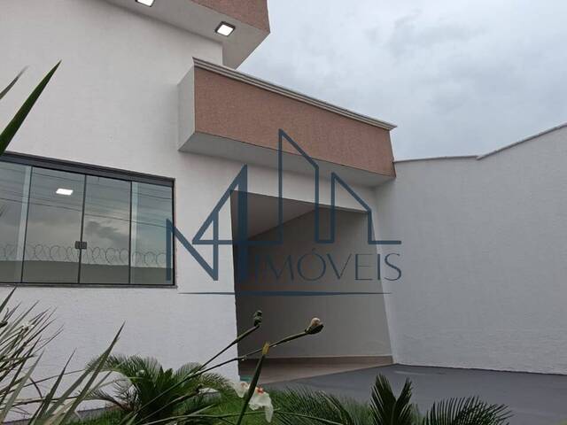 #1481 - Casa para Venda em Aparecida de Goiânia - GO