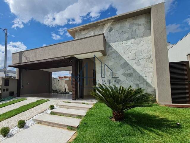 #1529 - Casa para Venda em Senador Canedo - GO - 1