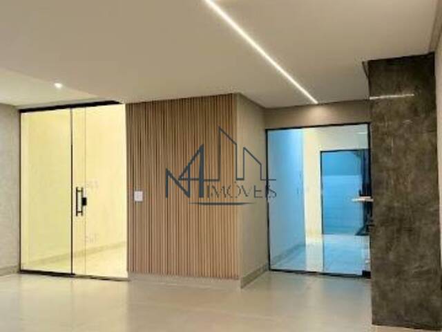 #1532 - Casa para Venda em Aparecida de Goiânia - GO