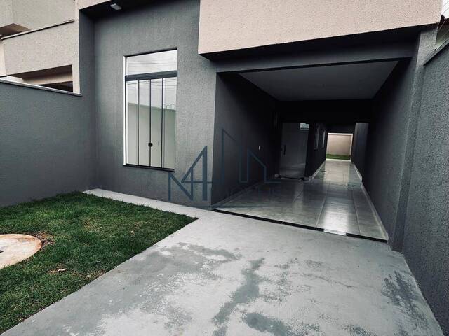#1541 - Casa para Venda em Aparecida de Goiânia - GO
