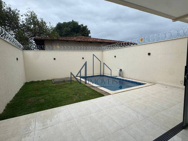 #1721 - Casa para Venda em Aparecida de Goiânia - GO