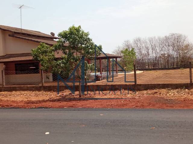 #1726 - Casa para Venda em Hidrolândia - GO - 2