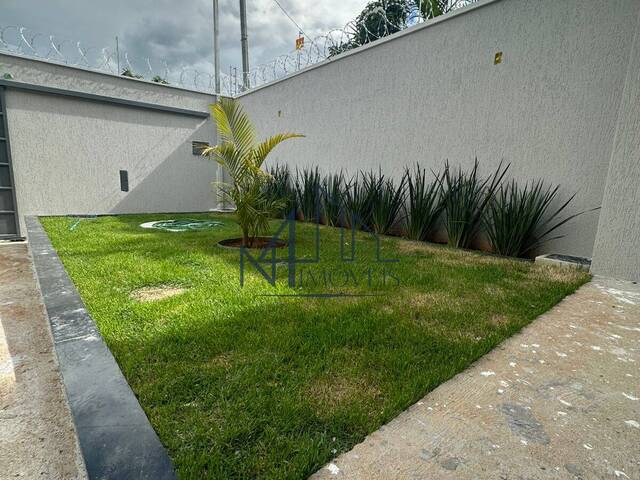 #1737 - Casa para Venda em Aparecida de Goiânia - GO