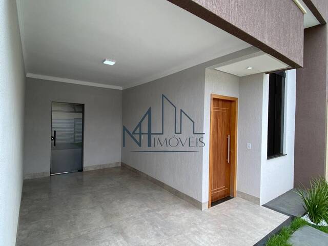 #1761 - Casa para Venda em Aparecida de Goiânia - GO