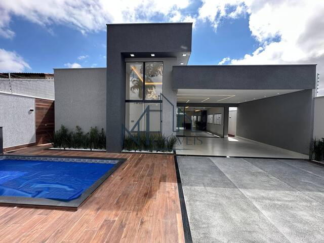 #1771 - Casa para Venda em Goiânia - GO - 2