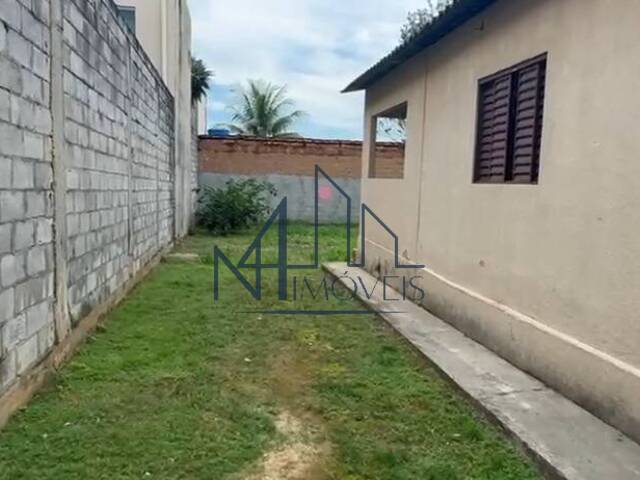 #1777 - Casa para Venda em Aparecida de Goiânia - GO