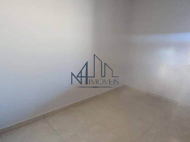 #1807 - Casa para Venda em Aparecida de Goiânia - GO