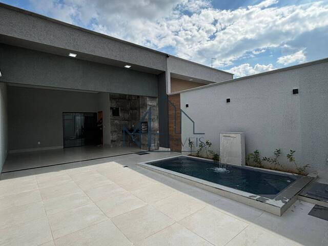 #1818 - Casa para Venda em Aparecida de Goiânia - GO