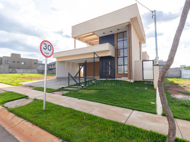 #1820 - Casa para Venda em Aparecida de Goiânia - GO