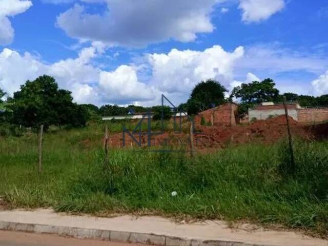 Área para Venda em Aparecida de Goiânia - 4