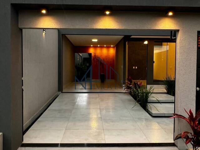 #1866 - Casa para Venda em Aparecida de Goiânia - GO