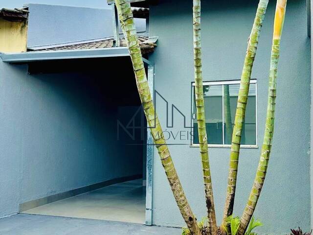 #1879 - Casa para Venda em Goiânia - GO - 2
