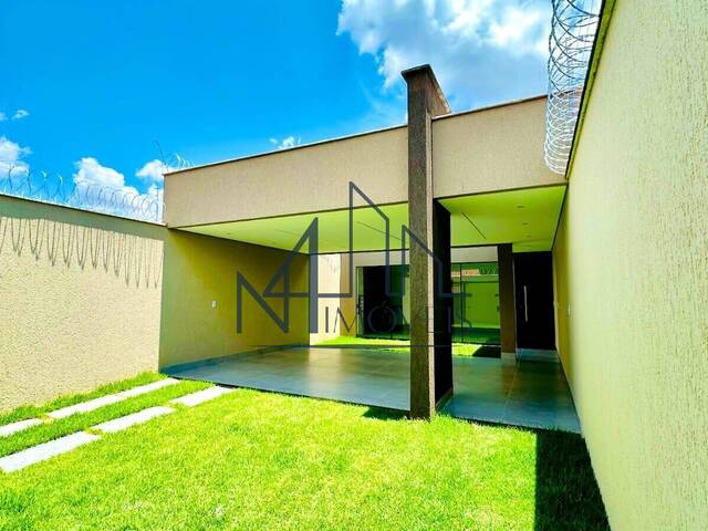 #1881 - Casa para Venda em Aparecida de Goiânia - GO