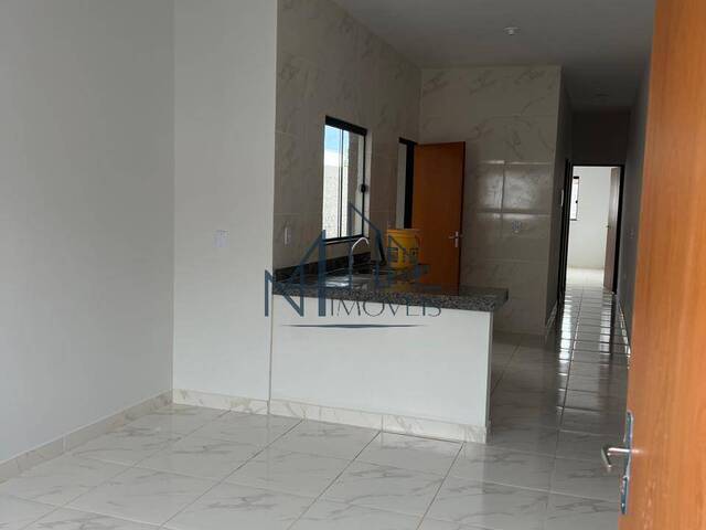 #1894 - Casa para Venda em Trindade - GO - 3