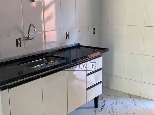 #1904 - Casa para Venda em Goiânia - GO - 2