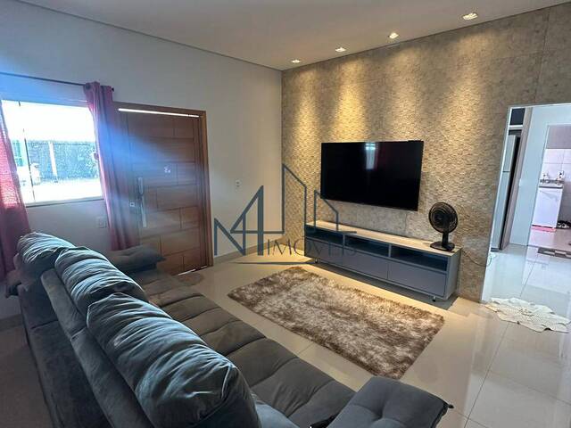 Casa para Venda em Hidrolândia - 4