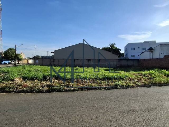 Venda em Vera Cruz - Aparecida de Goiânia