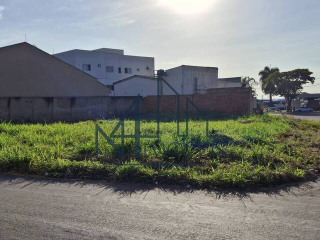 #1918 - Área para Venda em Aparecida de Goiânia - GO - 2