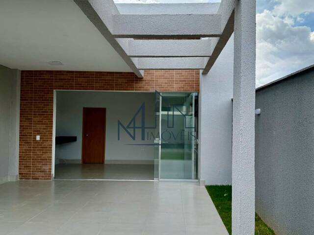 #1953 - Casa para Venda em Aparecida de Goiânia - GO - 2