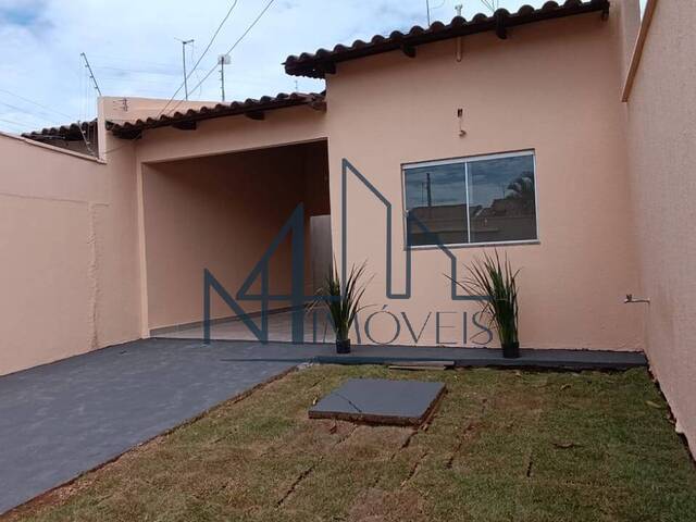 #1984 - Casa para Venda em Aparecida de Goiânia - GO - 2