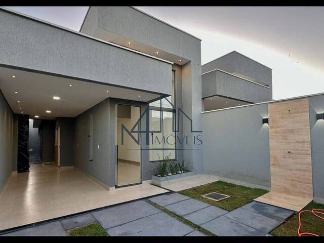 #1993 - Casa para Venda em Senador Canedo - GO - 2