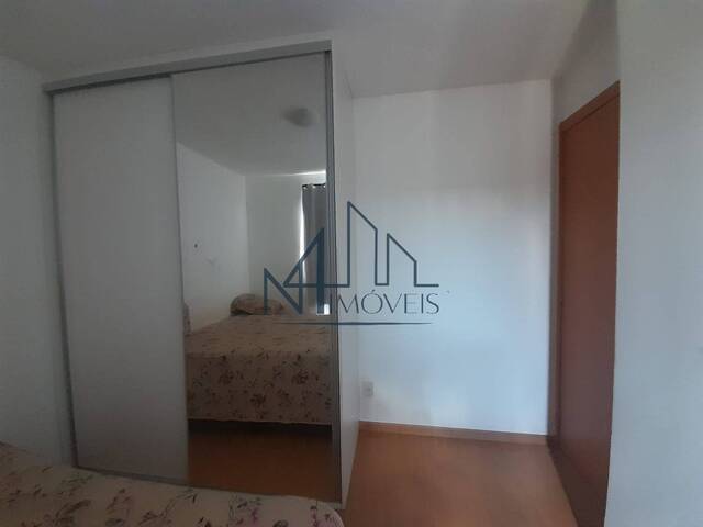 #2004 - Apartamento para Venda em Aparecida de Goiânia - GO - 2