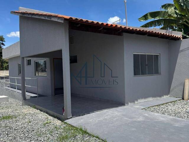 #2008 - Casa para Venda em Aparecida de Goiânia - GO - 1