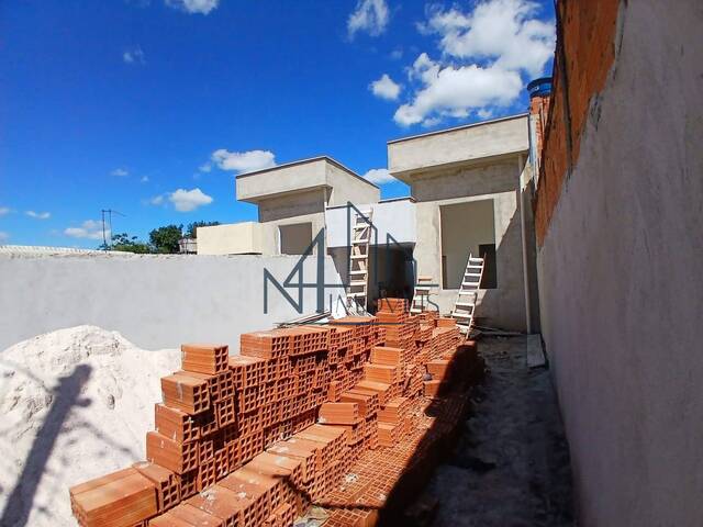 #2028 - Casa para Venda em Aparecida de Goiânia - GO - 2