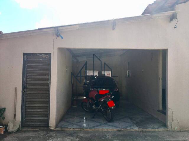 #2055 - Casa para Venda em Aparecida de Goiânia - GO - 2