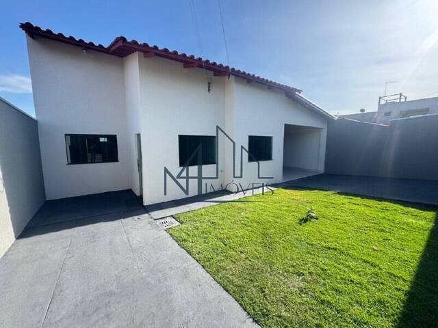 #2056 - Casa para Venda em Aparecida de Goiânia - GO - 2