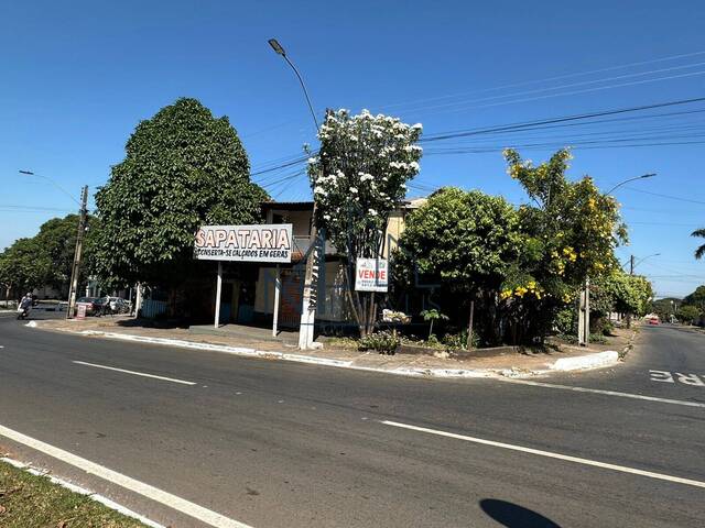 #2077 - Sobrado para Venda em Aparecida de Goiânia - GO - 2