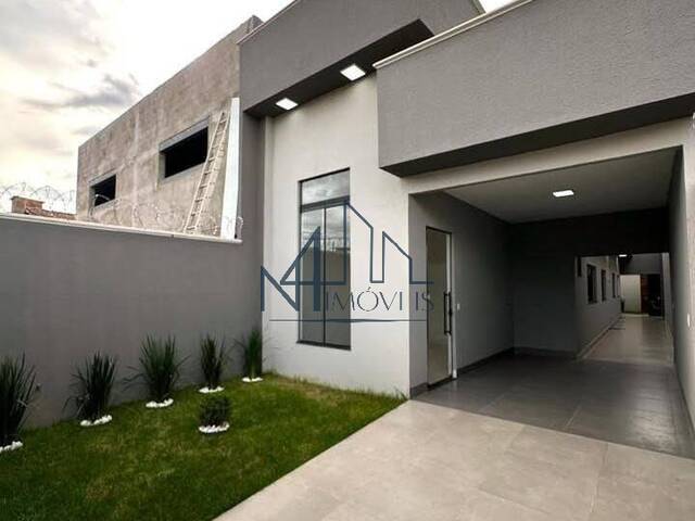 #2079 - Casa para Venda em Aparecida de Goiânia - GO - 2