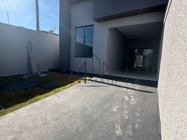 #2084 - Casa para Venda em Aparecida de Goiânia - GO - 2