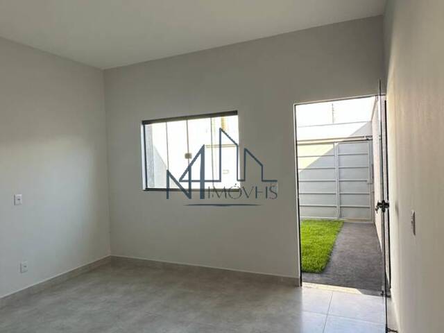 #2090 - Casa para Venda em Goiânia - GO - 3