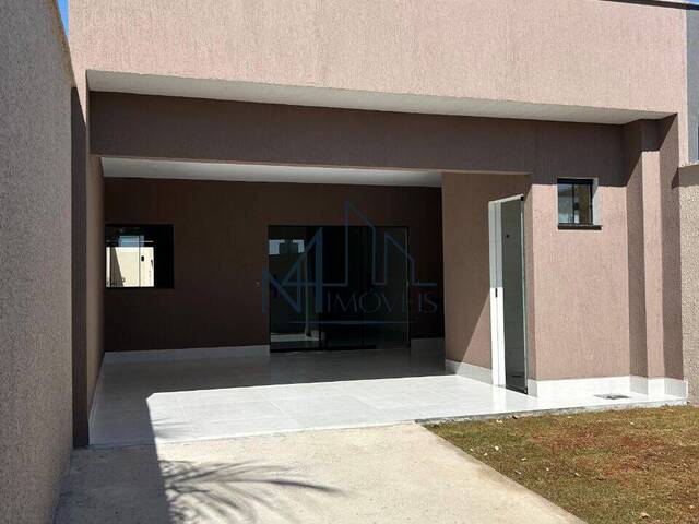 #2097 - Casa para Venda em Aparecida de Goiânia - GO - 1