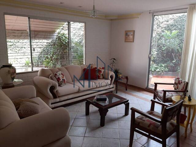 #2100 - Casa para Venda em Goiânia - GO - 3