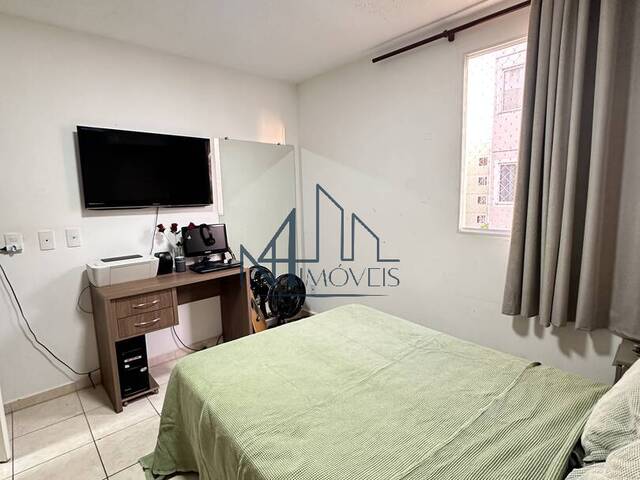 #2102 - Apartamento para Venda em Goiânia - GO - 2