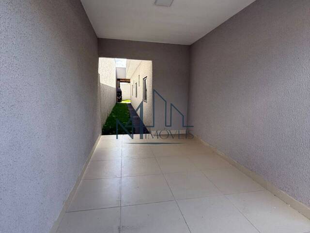 #2115 - Casa para Venda em Aparecida de Goiânia - GO - 2