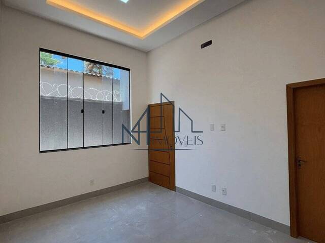 #2119 - Casa para Venda em Aparecida de Goiânia - GO - 2