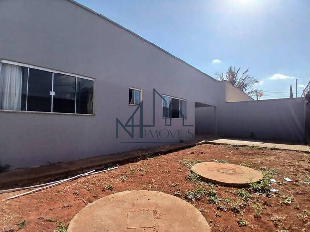 #2162 - Casa para Venda em Aparecida de Goiânia - GO - 2