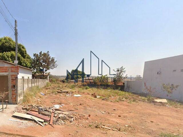 #2165 - Terreno para Venda em Aparecida de Goiânia - GO - 1