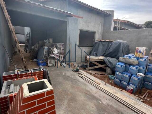 Venda em Jardim Iracema - Aparecida de Goiânia