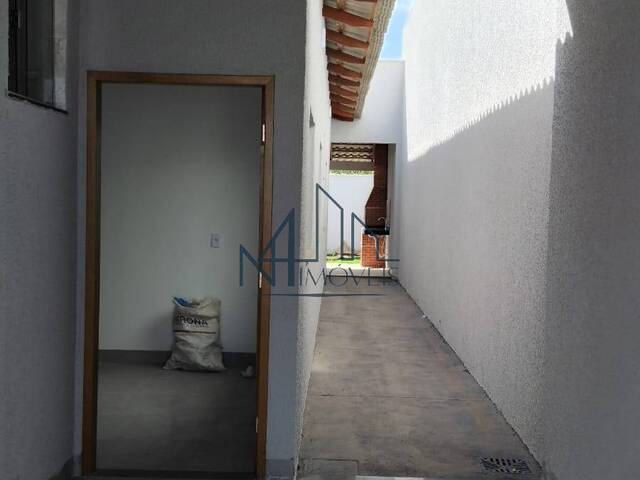 #2171 - Casa para Venda em Aparecida de Goiânia - GO - 3