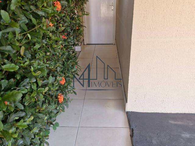 #2246 - Casa para Venda em Goiânia - GO - 2