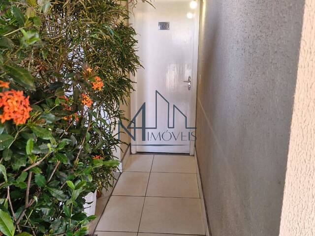 #2246 - Casa para Venda em Goiânia - GO - 3