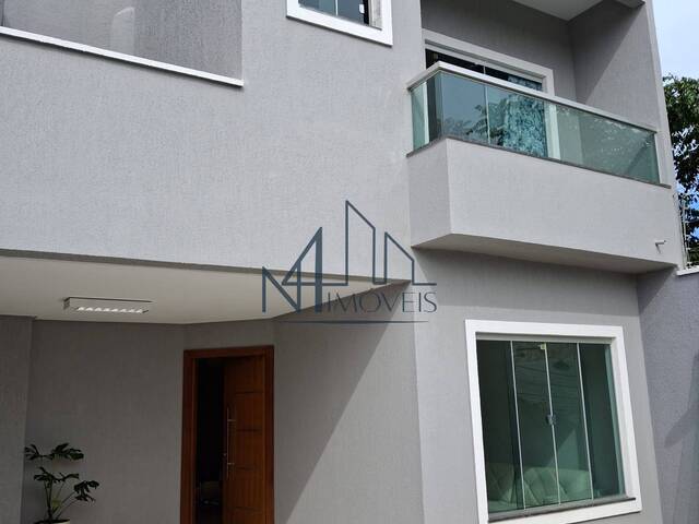 #2247 - Sobrado para Venda em Goiânia - GO - 1