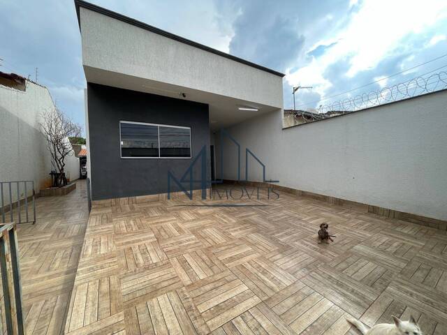 #2248 - Casa para Venda em Aparecida de Goiânia - GO - 2