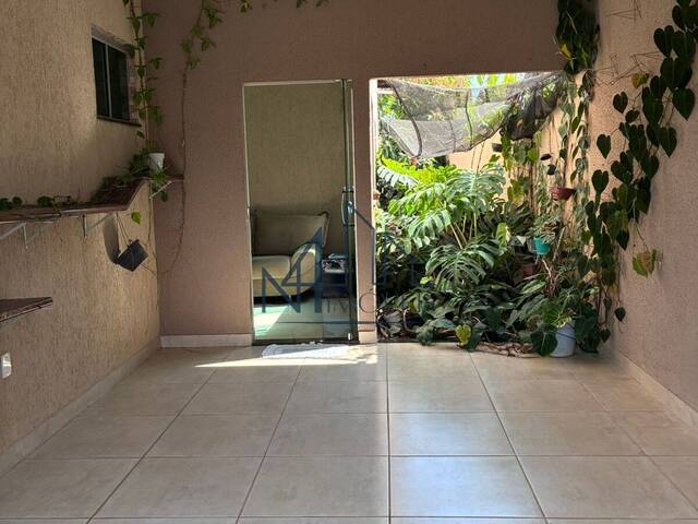 #2258 - Casa para Venda em Aparecida de Goiânia - GO - 2
